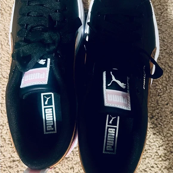 Puma Black and Pink Athletic Shoes - Picture 4 of 5